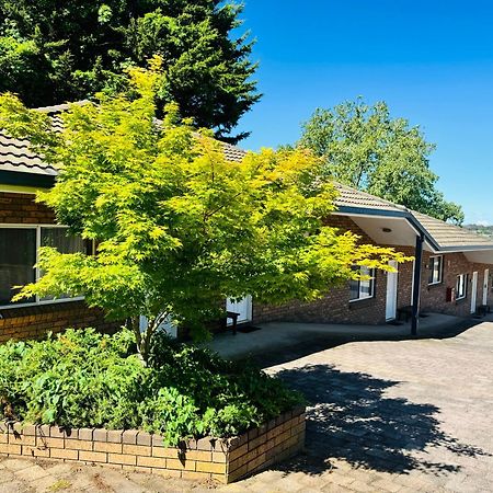 Deer Park Motor Inn Armidale Esterno foto