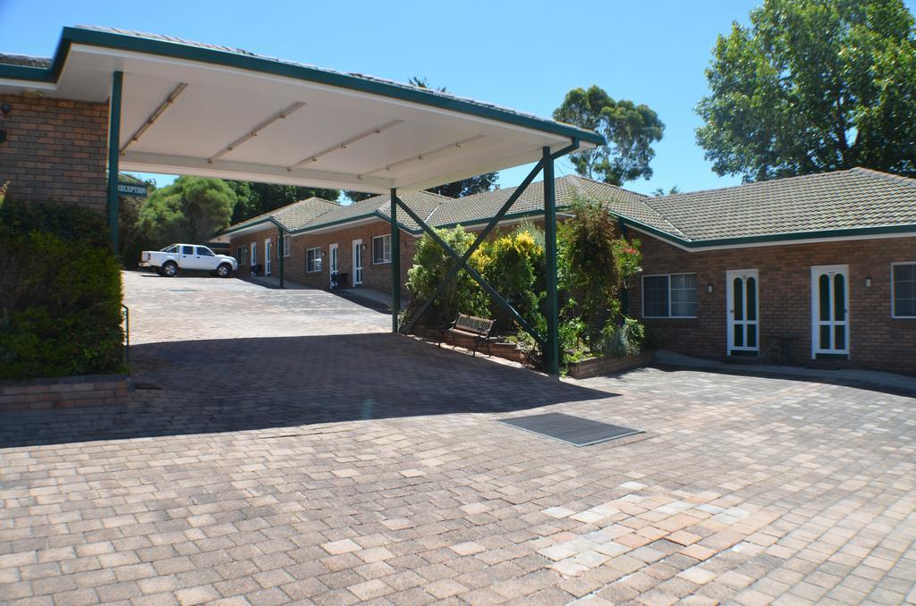 Deer Park Motor Inn Armidale Esterno foto